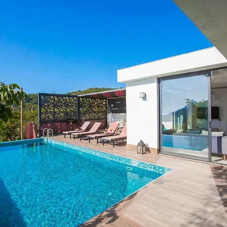 别墅 Islamlar Sleeps 4 Pool Air Con Wifi *